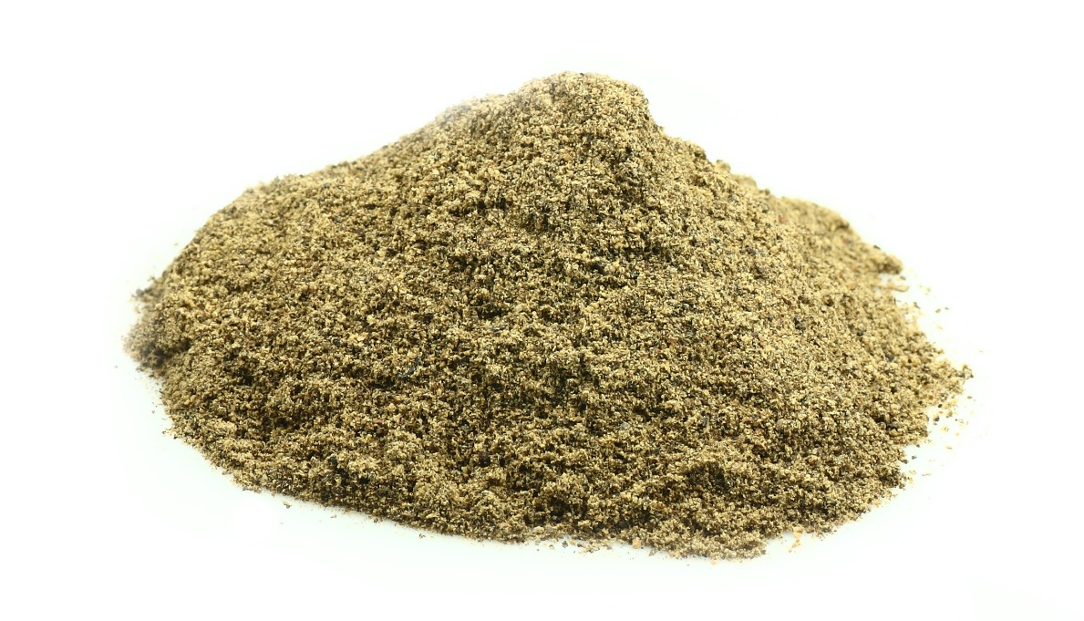 Lovage herb, ground
